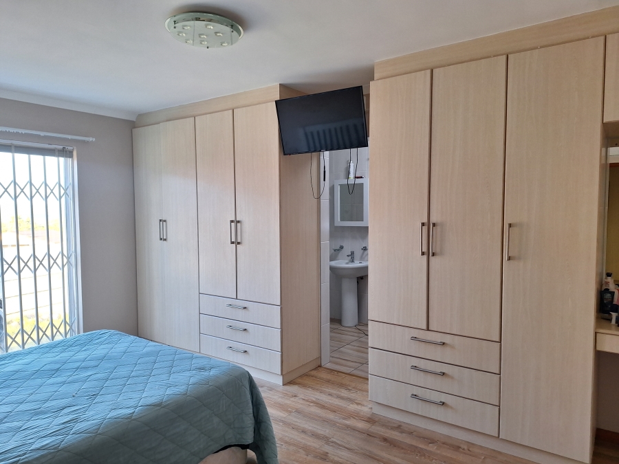 To Let 2 Bedroom Property for Rent in Bothasrus Eastern Cape